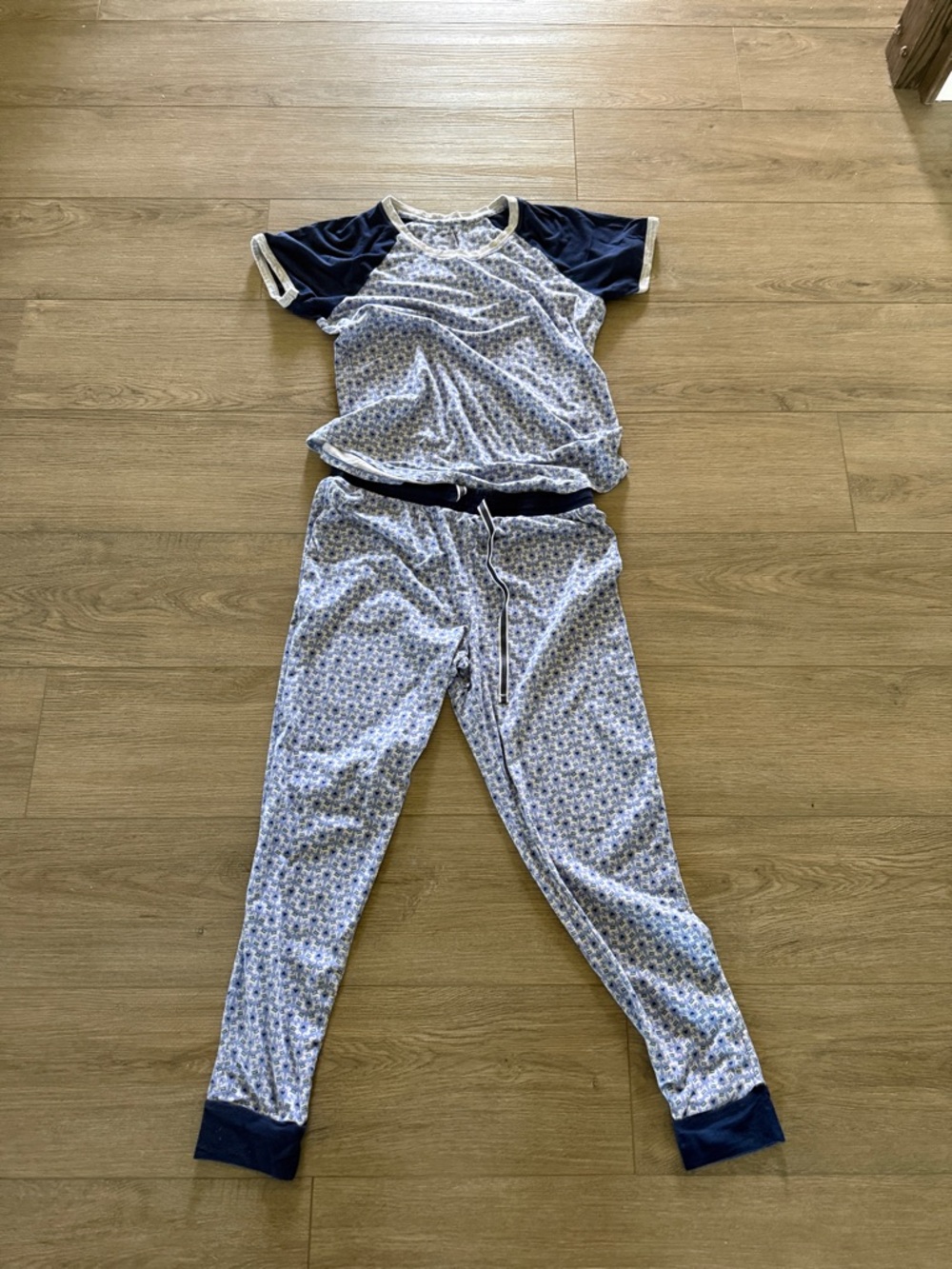 Cuddl Duds Navy & Light Blue Floral Short-Sleeve Top with Jogger Pants